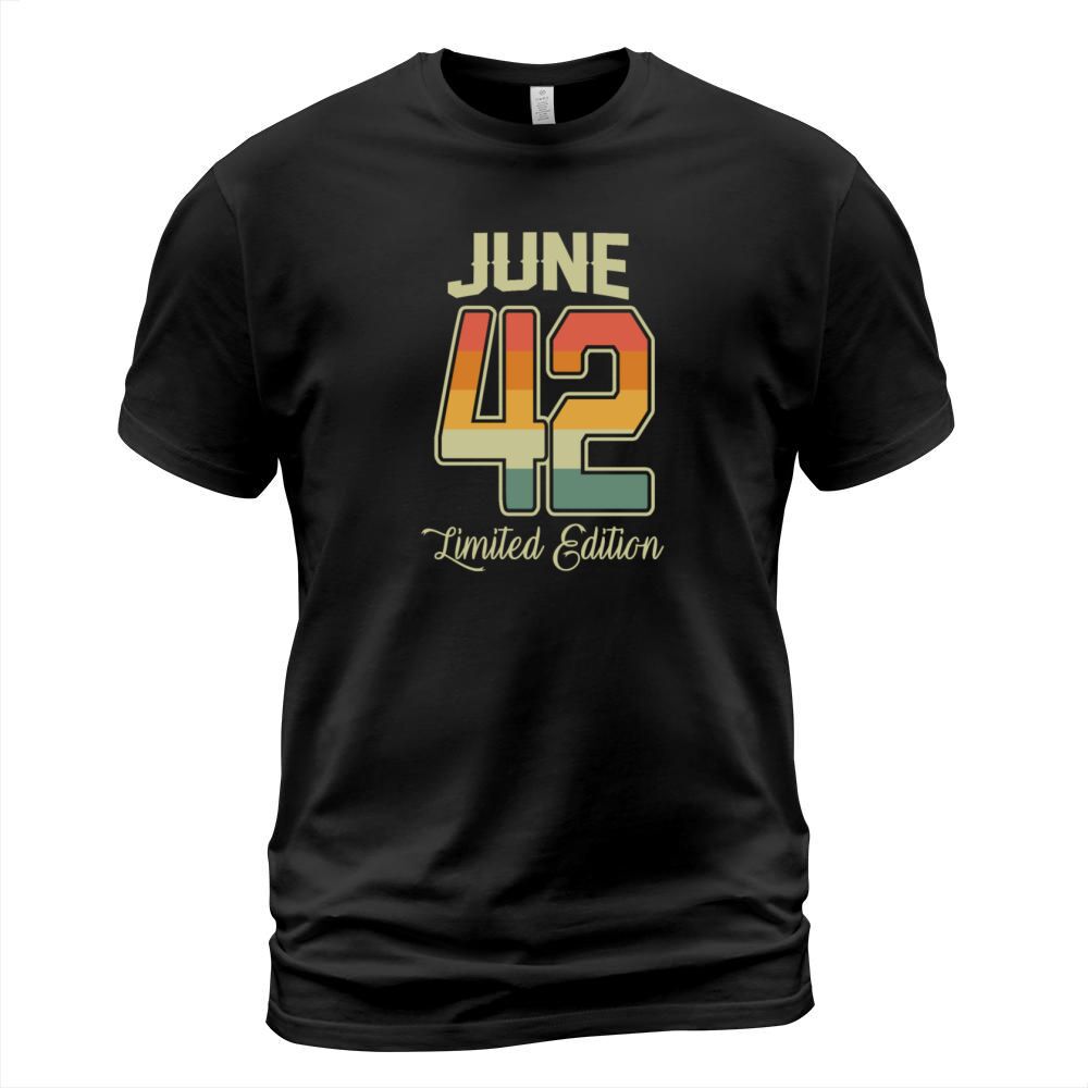 Vintage 80th Birthday June 1942 Sports Gift T-Shirt Unisex