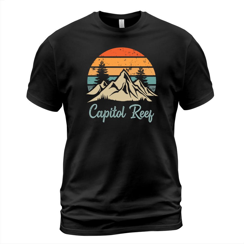 Capitol Reef Retro Vintage Mountain Sunset Outdoor T-Shirt Unisex