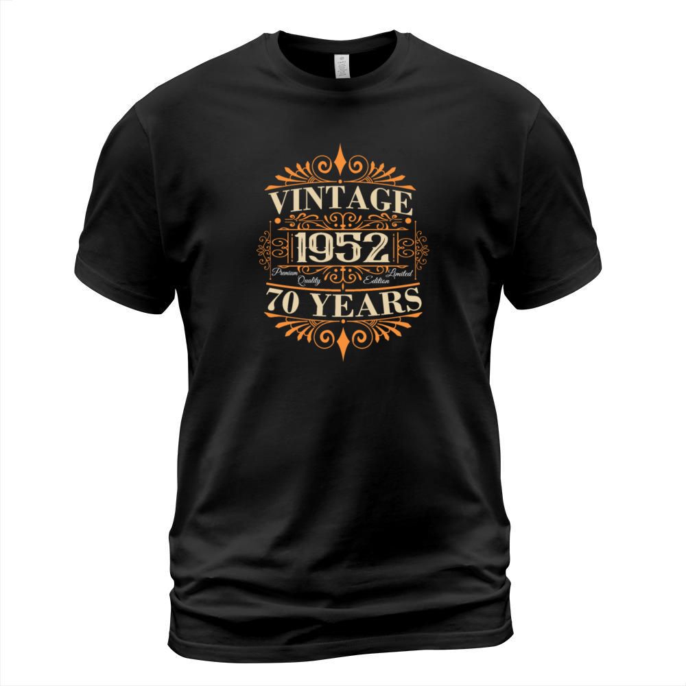 70th Birthday Gifts Year of Birth 1952 Vintage T-Shirt Unisex