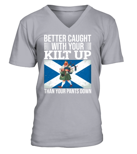 Traditional Kilt Wearing Quote For A Kilt Guy V-Neck T-shirt