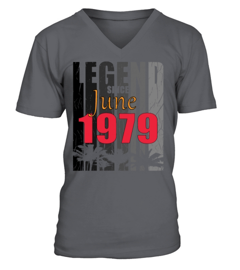 1979 vintage born in June gift V-Neck T-shirt