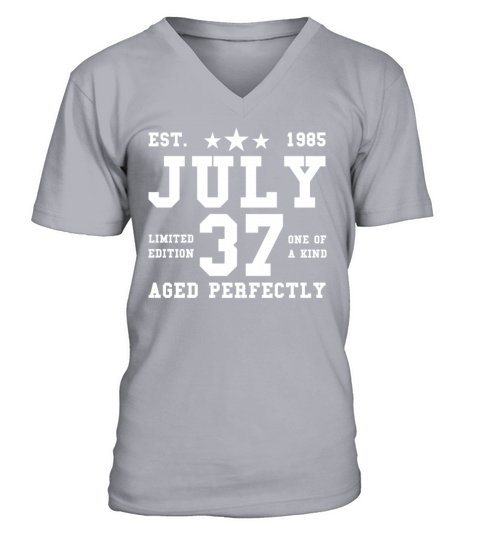 37th birthday July vintage 1985 gift idea V-Neck T-shirt
