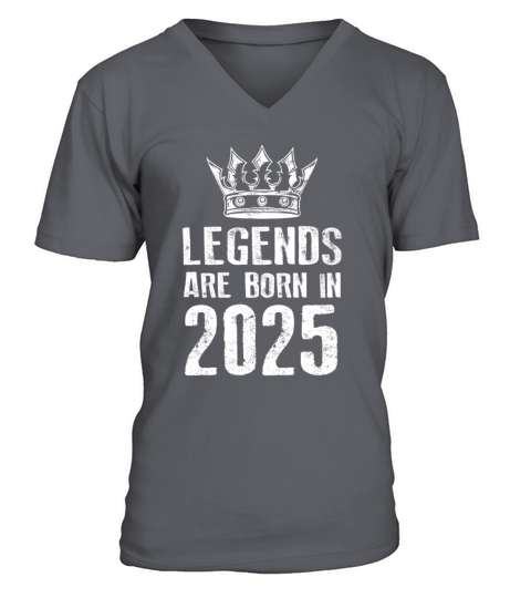 2025 legends born in V-Neck T-shirt