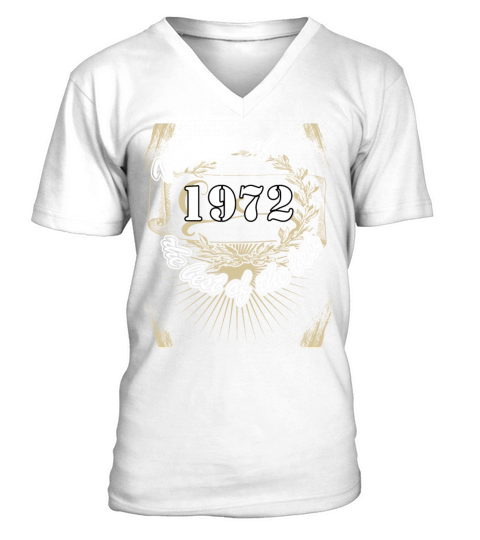 Vintage 1972 Birthday Saying Retro 50 Years V-Neck T-shirt