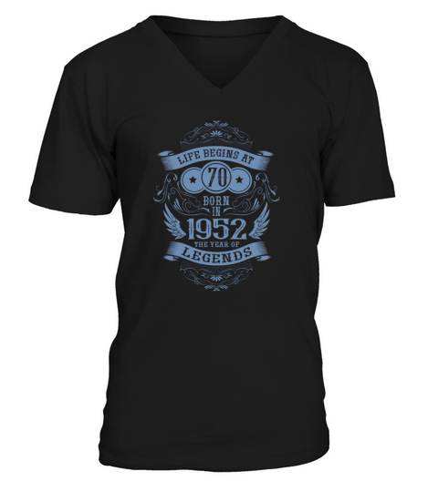 70th Birthday Gifts Vintage 1952 Sayings V-Neck T-shirt