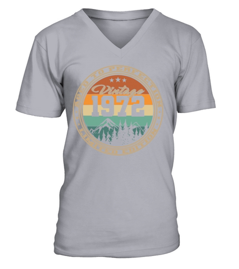 50th birthday vintage 1972 aged to perfection V-Neck T-shirt
