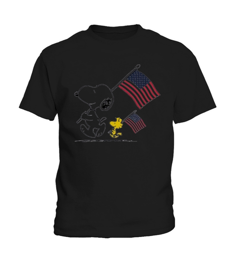Snoopy and Woodstock holding American flag 4th of july shirtn Kids T-Shirt