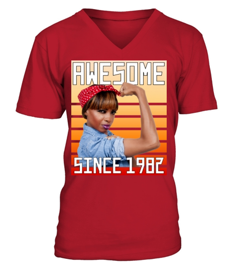 40 Year Old Awesome Since 1982 40th Birthday V-Neck T-shirt