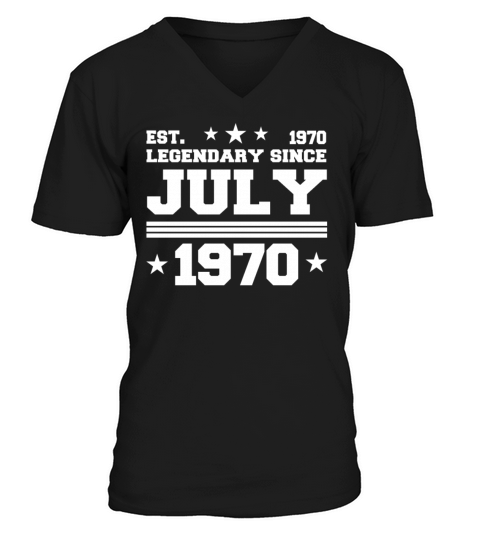 52nd birthday July vintage 1970 gift idea V-Neck T-shirt