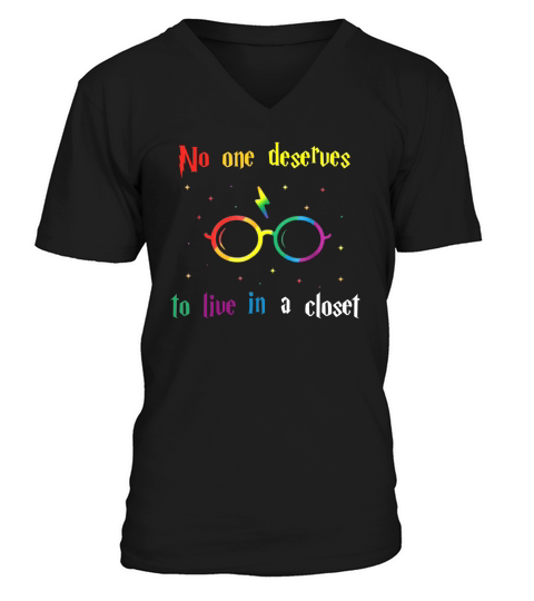 No One Deserve To Live In A Closet LGBT World Pride shirt V-Neck T-shirt