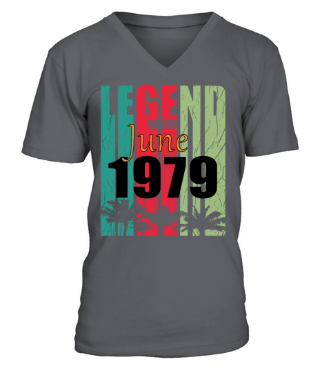 1979 vintage born in June gift V-Neck T-shirt
