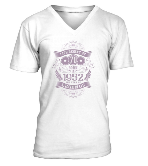 70th Birthday Gifts Vintage 1952 Sayings V-Neck T-shirt