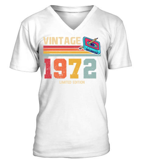Vintage 50 Birthday Costume Men 50th BDay Birthday V-Neck T-shirt