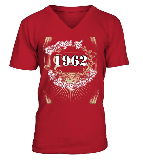 Vintage 1962 Birthday Saying Retro 60 Years V-Neck T-shirt
