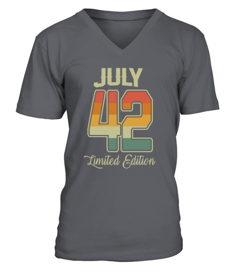Vintage 80th Birthday July 1942 Sports Gift V-Neck T-shirt