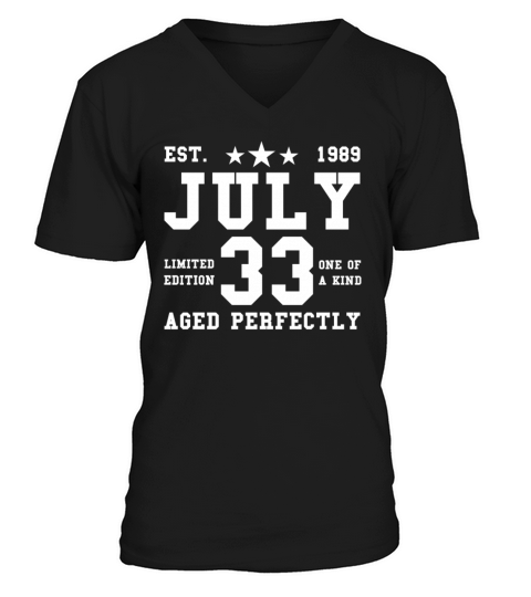 33rd birthday July vintage 1989 gift idea V-Neck T-shirt